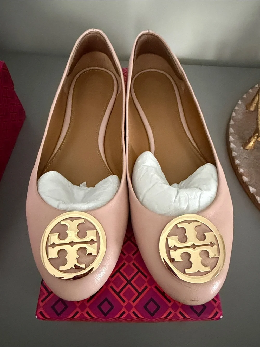 Tory Burch Blush Pink Size 7 Leather Logo Ballet Flats with Gold Medallion